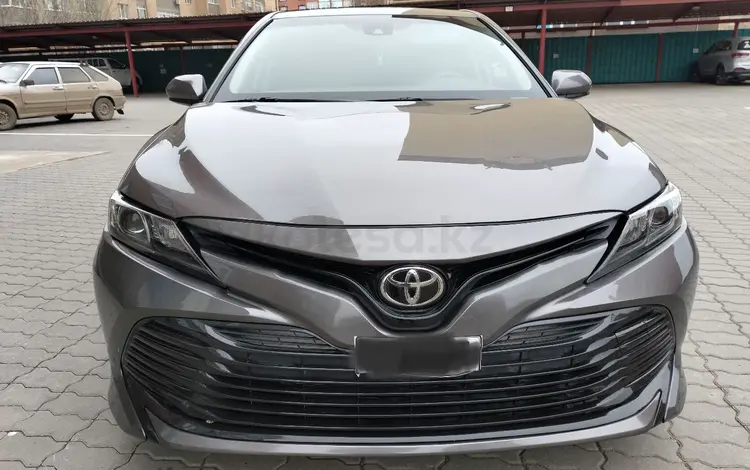 Toyota Camry 2018 годаүшін9 000 000 тг. в Актобе