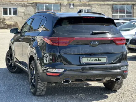 Kia Sportage 2021 года за 9 700 000 тг. в Актобе – фото 4