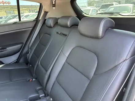 Kia Sportage 2021 года за 9 700 000 тг. в Актобе – фото 9