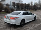 Toyota Camry 2021 года за 16 500 000 тг. в Тараз – фото 4