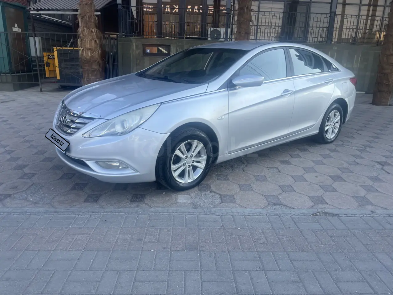 Hyundai Sonata, 2010