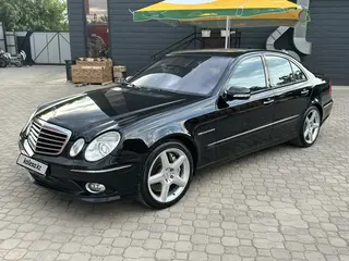 Mercedes-Benz E 55 AMG