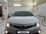 Toyota Camry 2013 года за 8 000 000 тг. в Жетыбай – фото 2