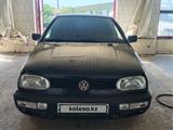 Volkswagen Golf 1996 годаүшін1 500 000 тг. в Алматы