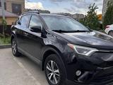 Toyota RAV4 2016 годаүшін7 800 000 тг. в Актобе – фото 3
