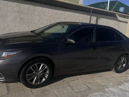 Toyota Camry 2015 года за 9 000 000 тг. в Жанаозен – фото 3