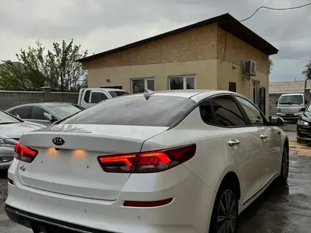 Kia K5 2018 года за 9 500 000 тг. в Алматы – фото 5