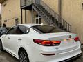 Kia K5 2018 года за 9 500 000 тг. в Алматы – фото 3
