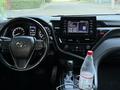 Toyota Camry 2021 года за 12 500 000 тг. в Алматы – фото 7