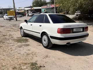 Audi 80