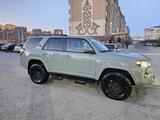 Toyota 4Runner 2023 годаfor30 988 888 тг. в Актау – фото 3