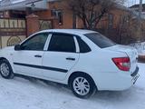 ВАЗ (Lada) Granta 2190 2013 годаүшін3 300 000 тг. в Атырау – фото 2