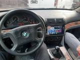 BMW 528 1998 года за 1 000 000 тг. в Алматы – фото 4