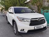 Toyota Highlander 2014 года за 15 000 000 тг. в Астана