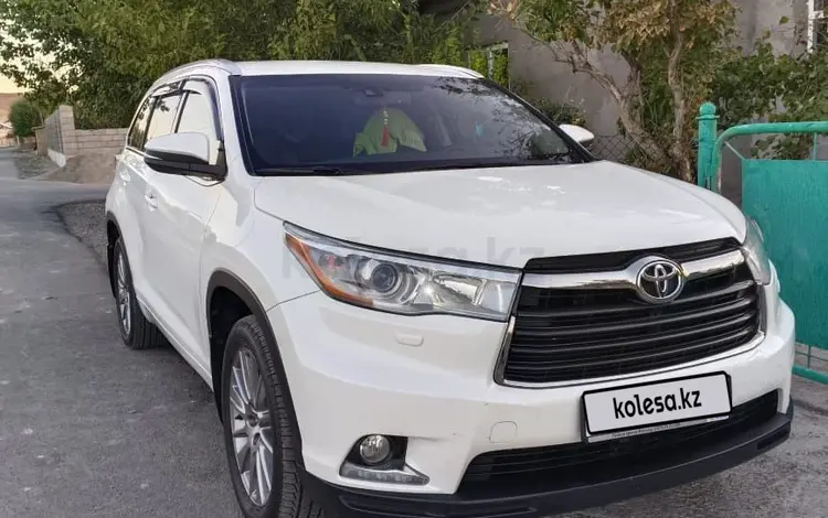 Toyota Highlander 2014 года за 15 000 000 тг. в Астана