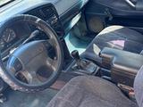 Volkswagen Passat 1994 годаүшін1 200 000 тг. в Уральск – фото 4