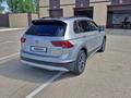 Volkswagen Tiguan 2019 года за 10 000 000 тг. в Астана – фото 2