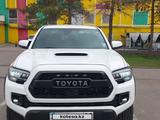 Toyota Tacoma 2021 года за 26 200 000 тг. в Алматы – фото 2