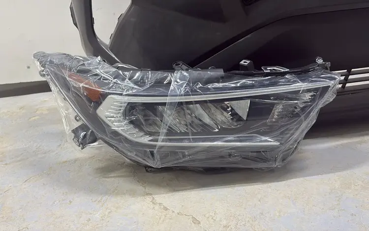 Фар rav4 за 20 000 тг. в Актау