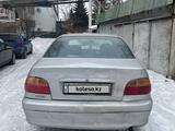 Toyota Avensis 2001 годаfor2 000 000 тг. в Темиртау