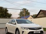 Toyota Camry 2014 годаfor11 000 000 тг. в Уральск – фото 2