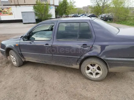 Volkswagen Vento 1994 года за 780 000 тг. в Шахтинск – фото 3