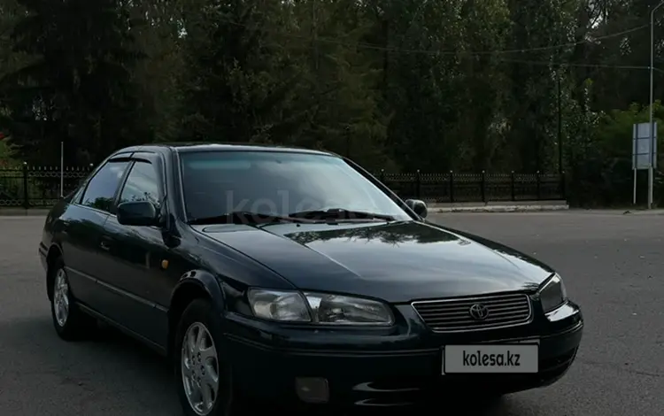 Toyota Camry 1998 годаүшін3 200 000 тг. в Алматы