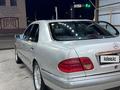 Mercedes-Benz E 230 1995 года за 2 800 000 тг. в Туркестан – фото 4