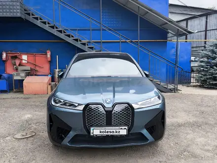 BMW iX 2023 года за 34 500 000 тг. в Алматы