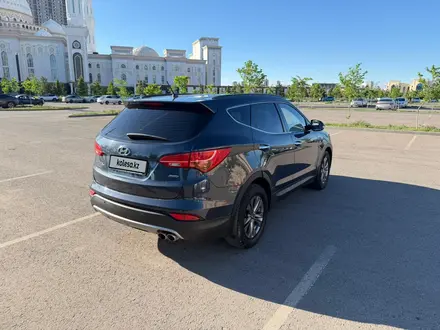 Hyundai Santa Fe 2014 года за 9 000 000 тг. в Астана – фото 2