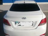 Hyundai Solaris 2014 годаүшін4 200 000 тг. в Атырау – фото 2