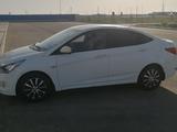 Hyundai Solaris 2014 года за 4 200 000 тг. в Атырау – фото 4