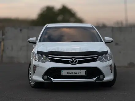 Toyota Camry 2015 года за 12 000 000 тг. в Алматы – фото 15