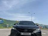 Toyota Camry 2021 года за 10 000 000 тг. в Алматы – фото 2
