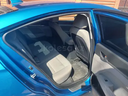 Hyundai Elantra 2016 года за 6 200 000 тг. в Алматы – фото 18
