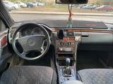 Mercedes-Benz E 230 1997 годаүшін2 400 000 тг. в Караганда – фото 5
