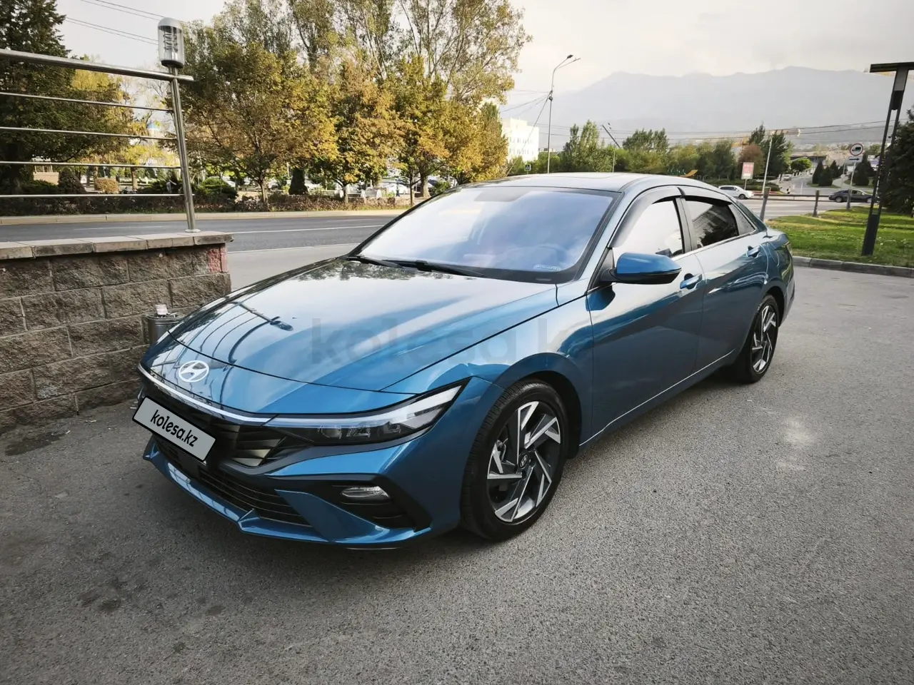 Hyundai Elantra, 2024
