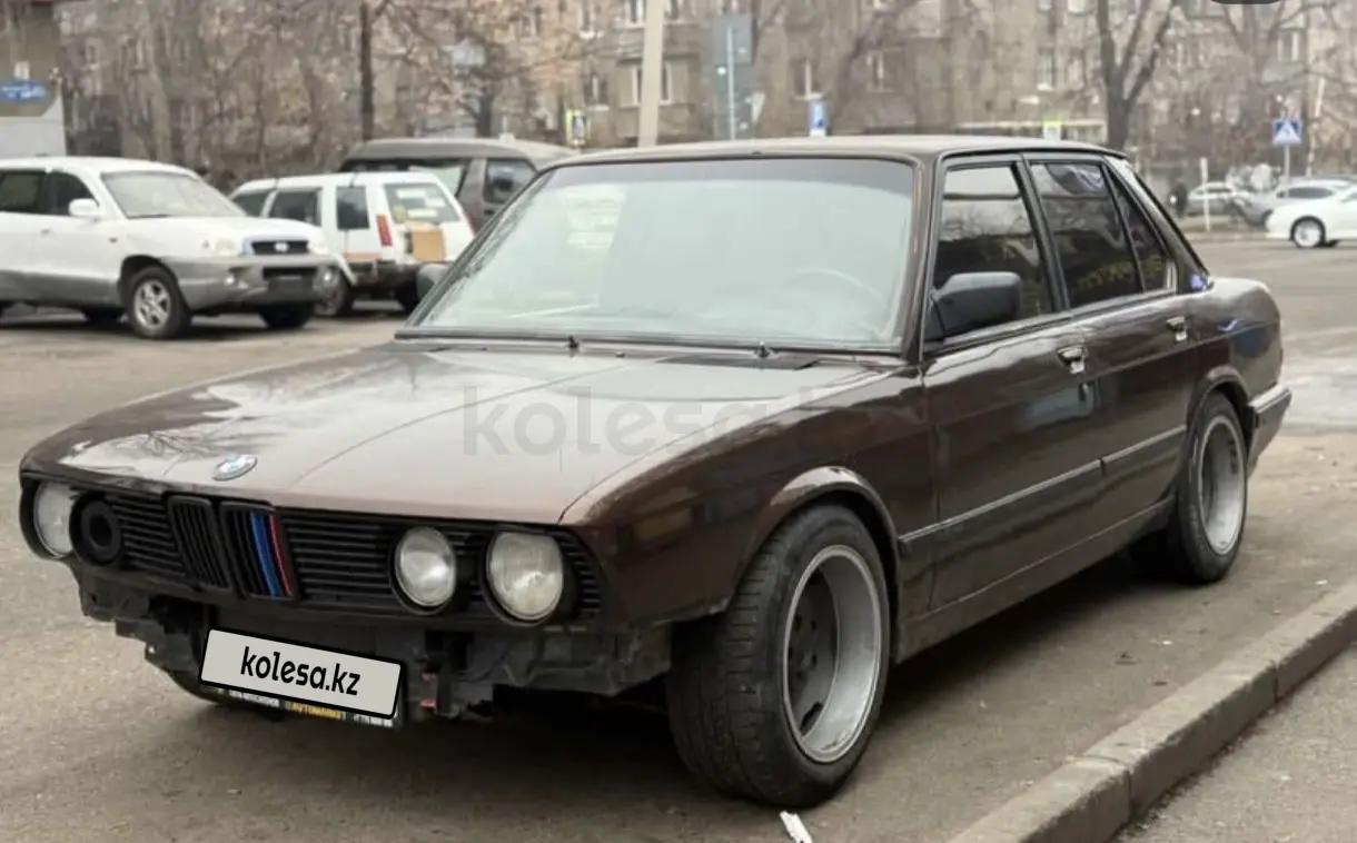 BMW 5 Series, 1984
