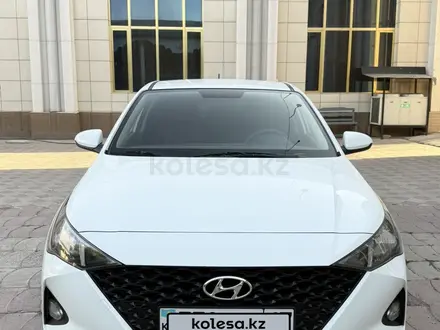 Hyundai Accent 2020 года за 6 800 000 тг. в Шымкент – фото 2