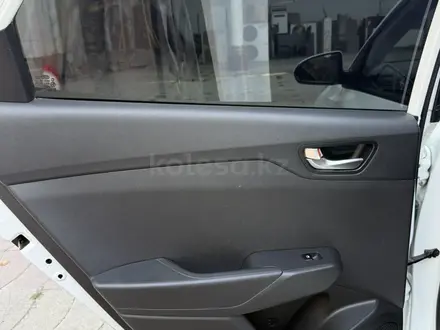 Hyundai Accent 2020 года за 6 800 000 тг. в Шымкент – фото 20