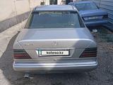 Mercedes-Benz E 220 1993 годаүшін1 800 000 тг. в Алматы – фото 2