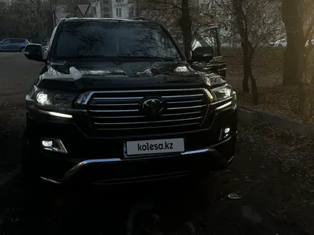 Toyota Land Cruiser 2016 года за 35 000 000 тг. в Алматы