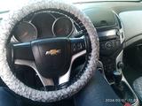 Chevrolet Cruze 2014 годаүшін3 600 000 тг. в Усть-Каменогорск – фото 2