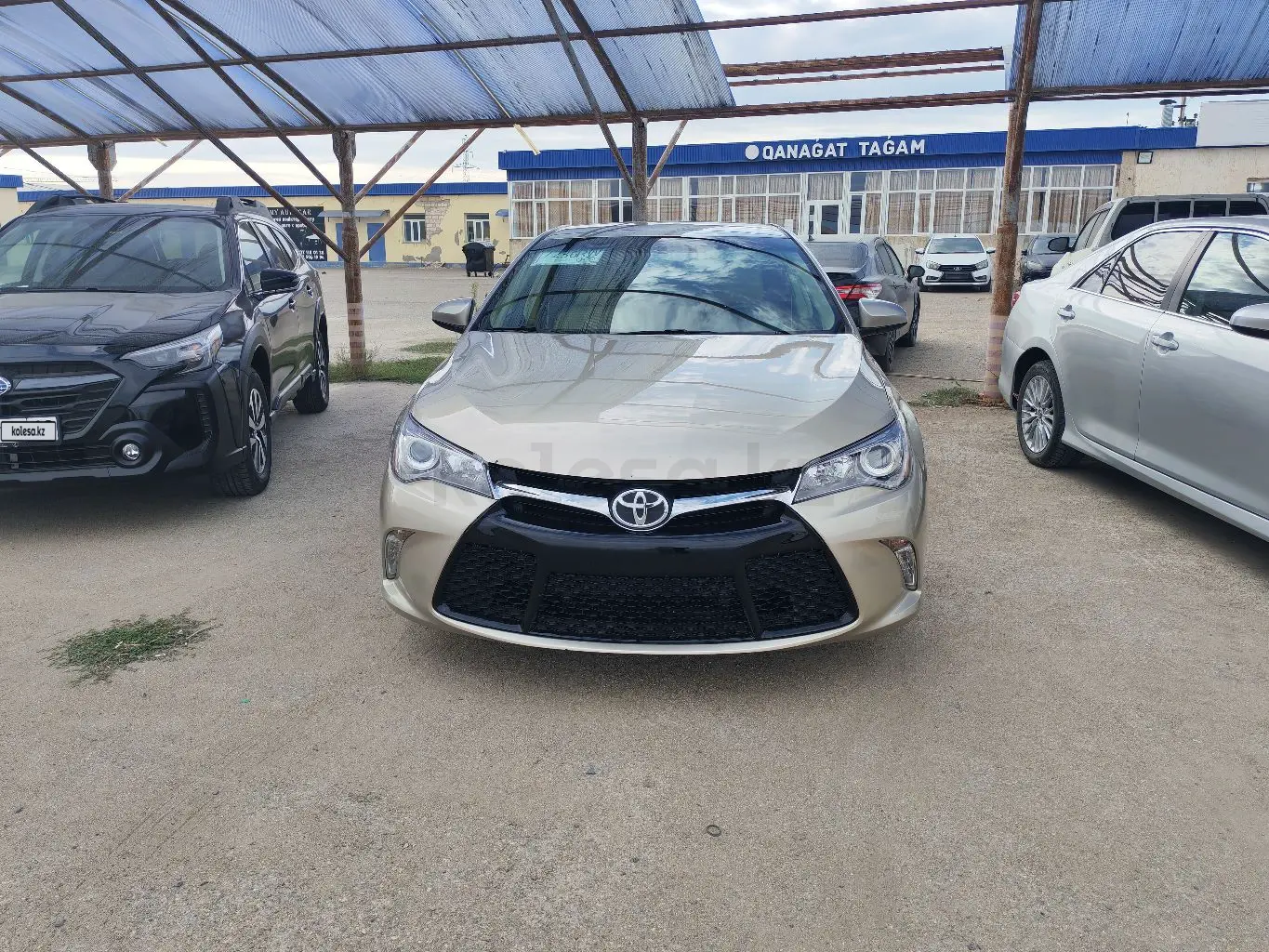 Toyota Camry, 2015