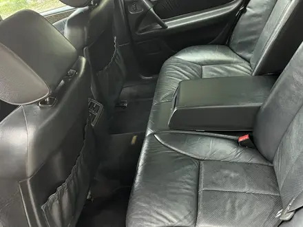 Mercedes-Benz E 320 1997 года за 2 200 000 тг. в Алматы – фото 2