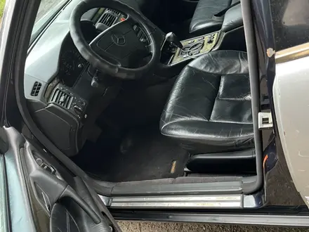 Mercedes-Benz E 320 1997 года за 2 200 000 тг. в Алматы