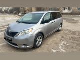 Toyota Sienna 2012 года за 9 000 000 тг. в Алматы