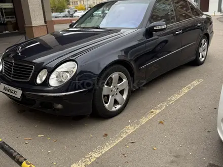 Mercedes-Benz E 320 2002 года за 5 000 000 тг. в Астана – фото 7