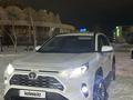Toyota RAV4 2021 года за 15 500 000 тг. в Уральск