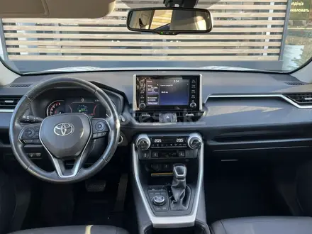 Toyota RAV4 2021 года за 15 500 000 тг. в Уральск – фото 19